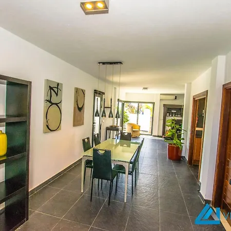 Βίλα 229 - Lanson By Now Ltd