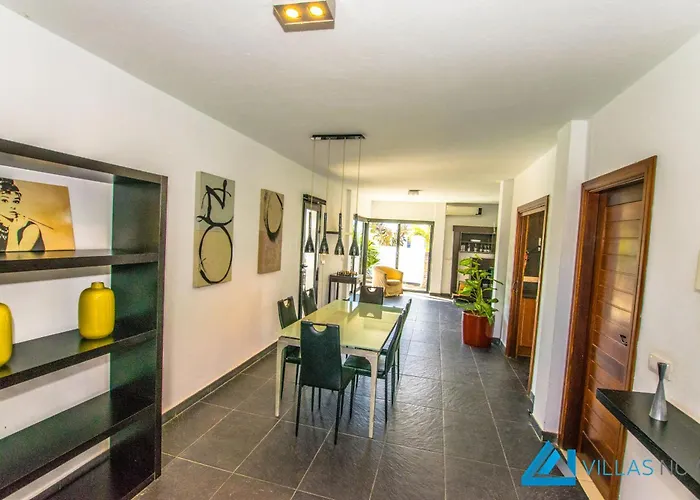 빌라 229 - Lanson By Now Ltd