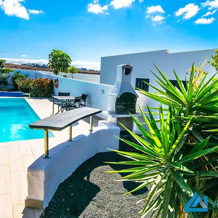 229 - Lanson By Now Ltd 普拉亚布兰卡